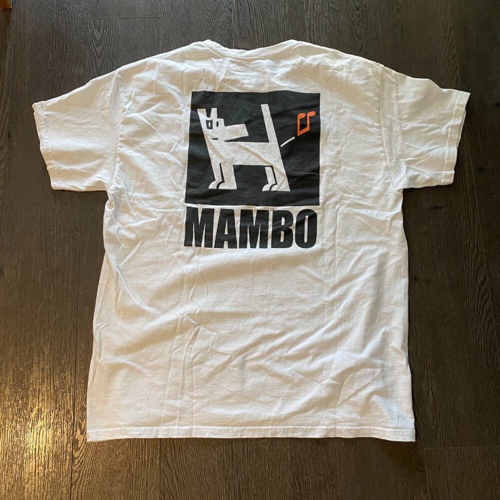 MAMBO FARTING DOG GRAPHIC TSHIRT SIZE LARGE PREOWNED